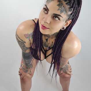 Eimy L